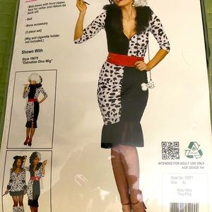 CRUELLA adult costume Sz L